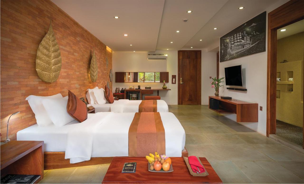 Golden Temple Residence Siem Reap Bagian luar foto Deluxe Pool Access